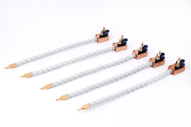 Voi-phun-dau-lam-mat-180121-2