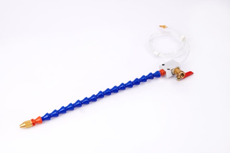 Voi-phun-dau-lam-mat-180121-4